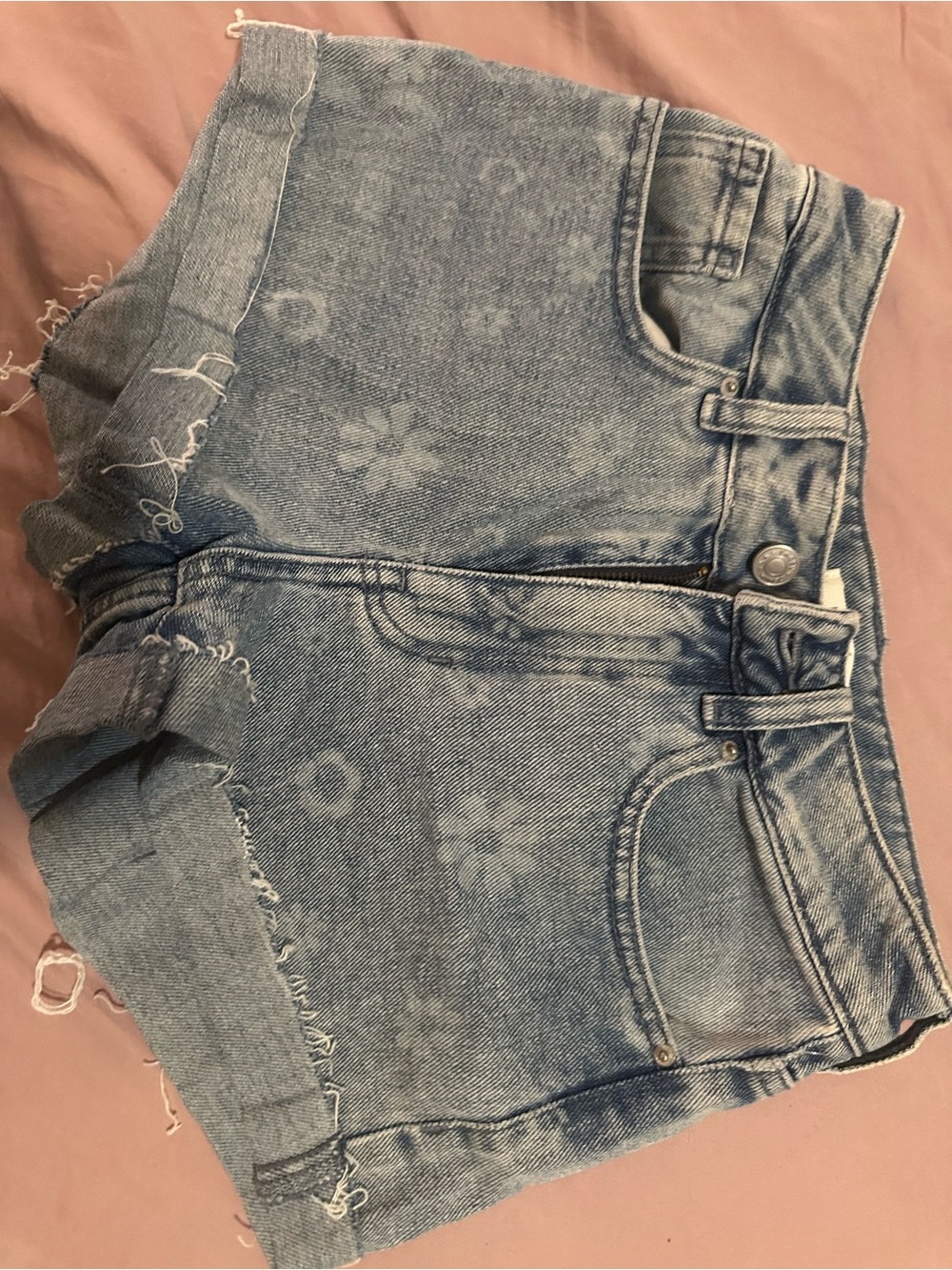 PacSun Light Blue Floral Wash Denim Cutoff Size 23 Mom Short